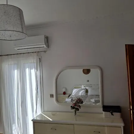 Mimi's Sunnyview House Apartament