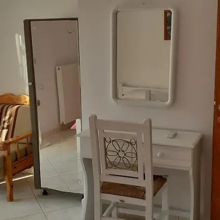 Mimi's Sunnyview House Vlachata