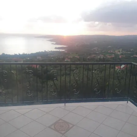 Mimi's Sunnyview House 公寓 Vlachata